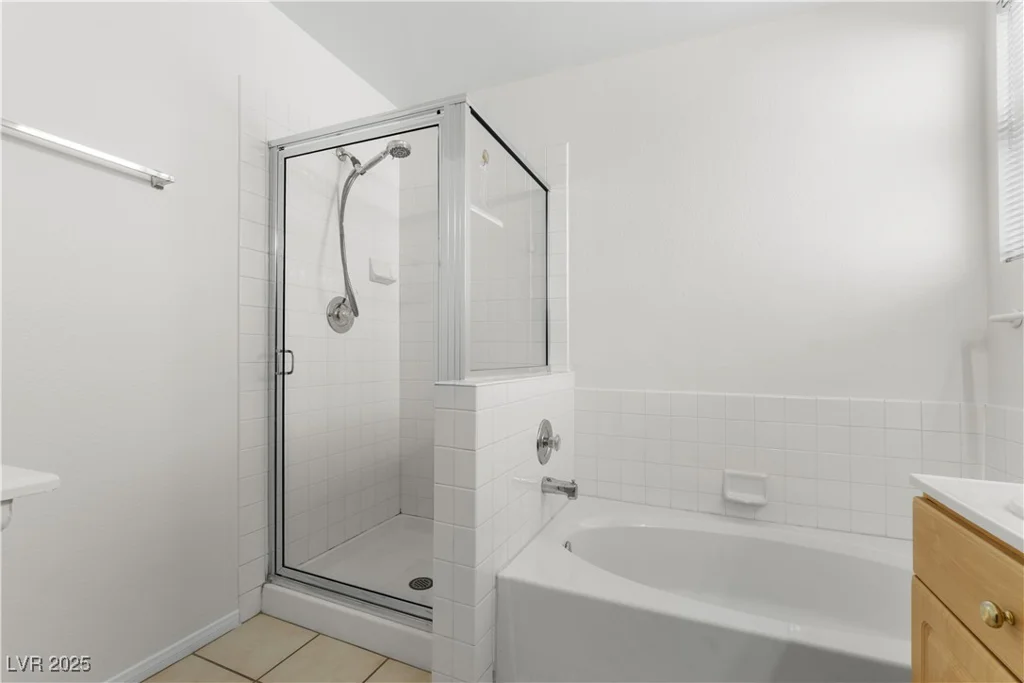 1132 Coral Desert, Las Vegas, NV 89123