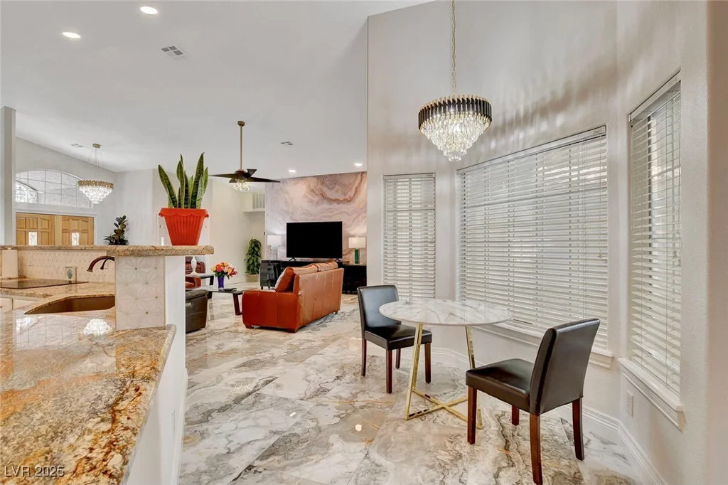 1970 Del Font, Las Vegas, NV 89117