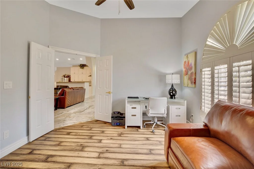 1970 Del Font, Las Vegas, NV 89117