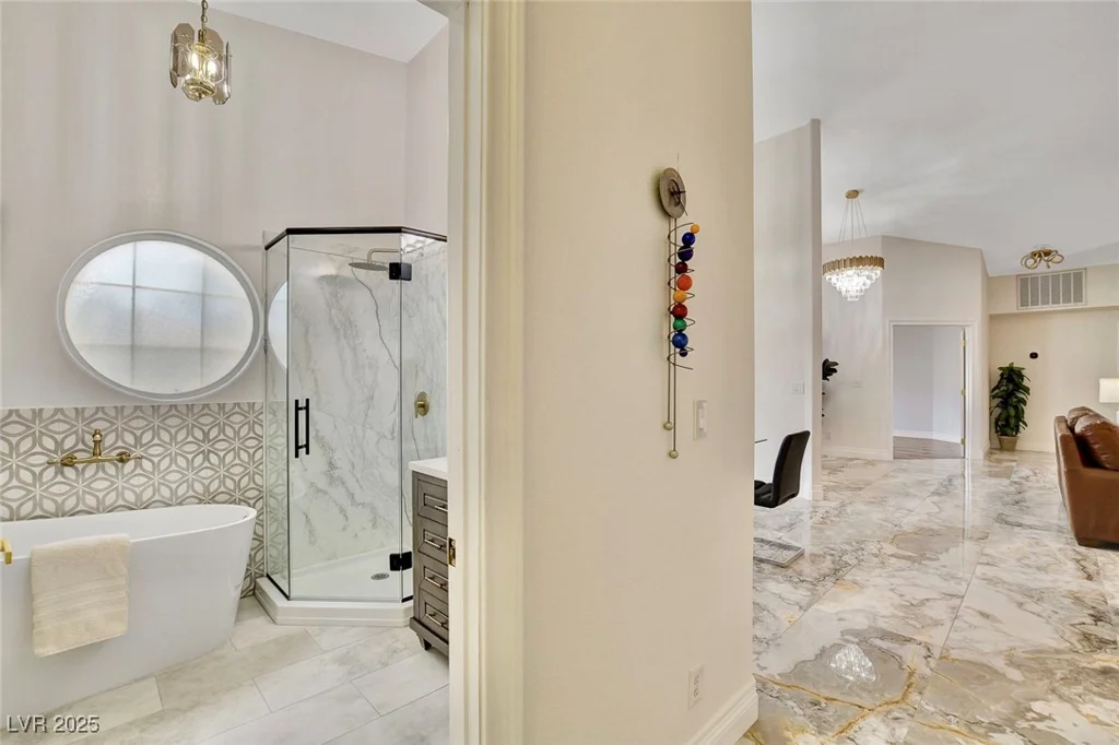 1970 Del Font, Las Vegas, NV 89117
