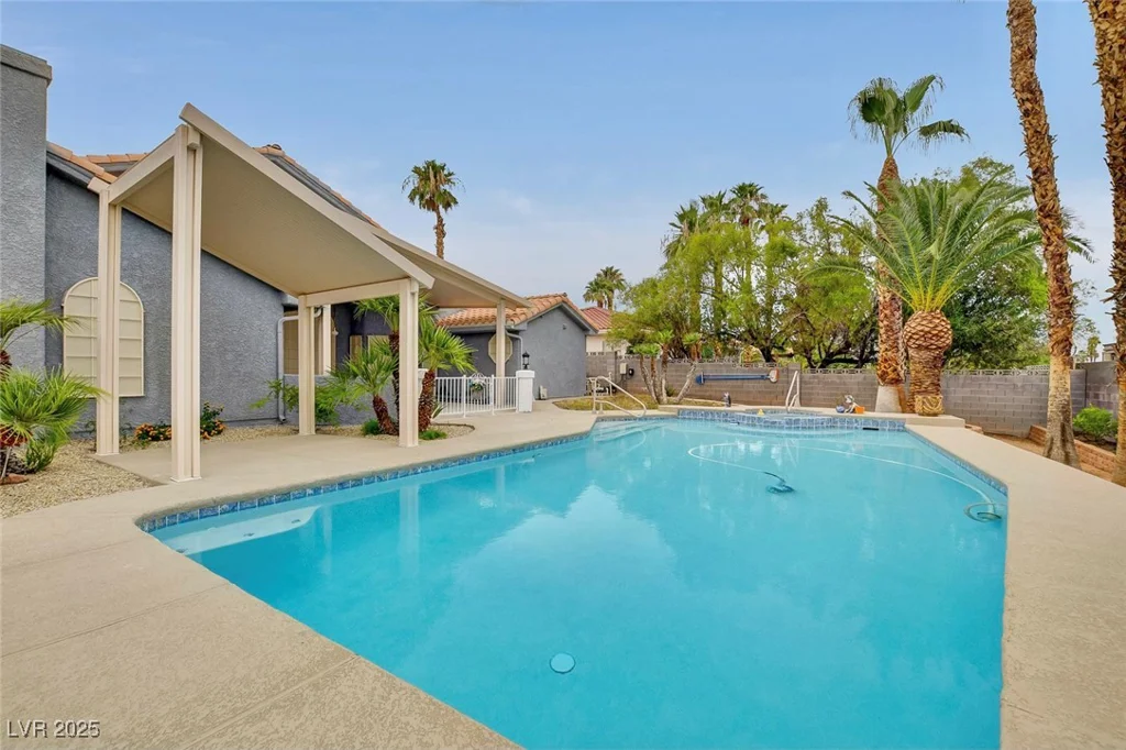 1970 Del Font, Las Vegas, NV 89117
