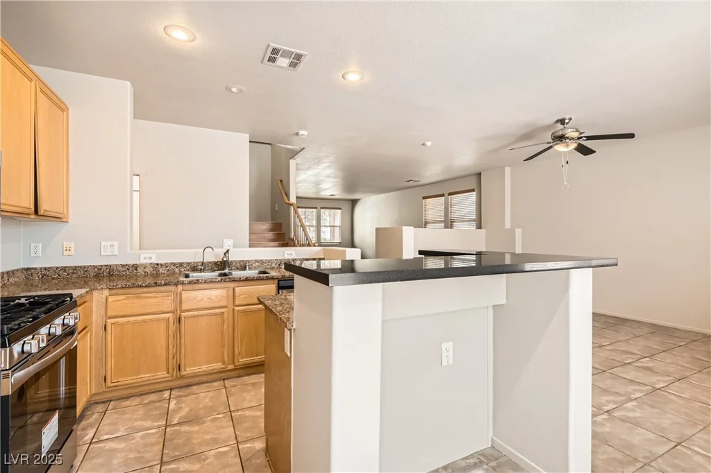 5021 Ropers Rock, Las Vegas, NV 89131