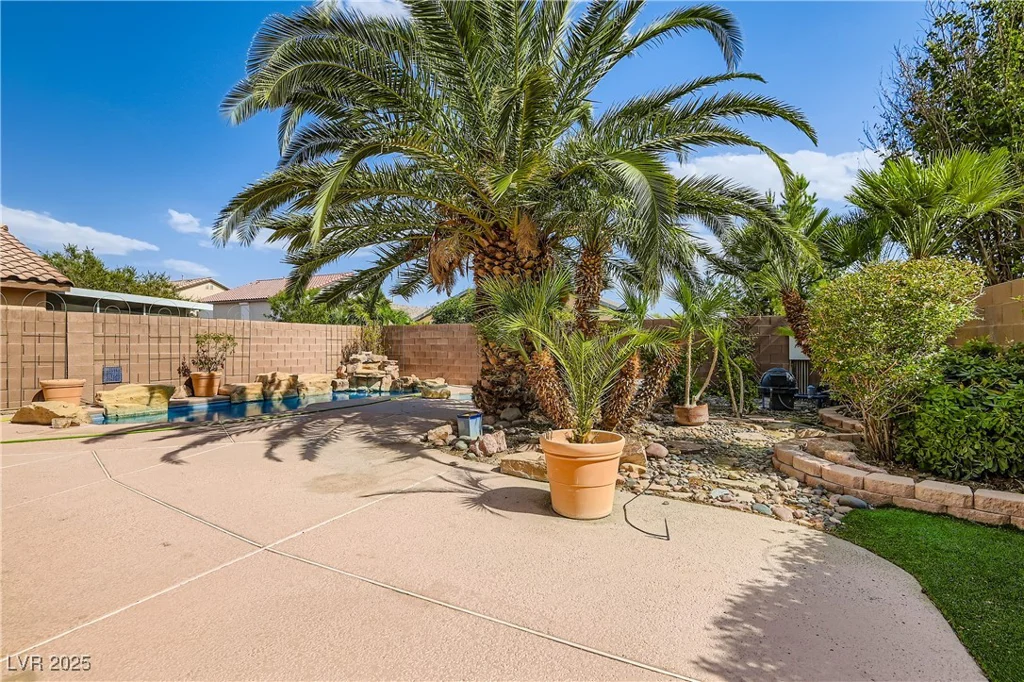 5021 Ropers Rock, Las Vegas, NV 89131