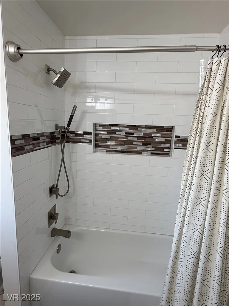 4161 Royalhill, Las Vegas, NV 89121