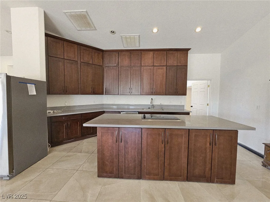 7720 Agate, Las Vegas, NV 89113