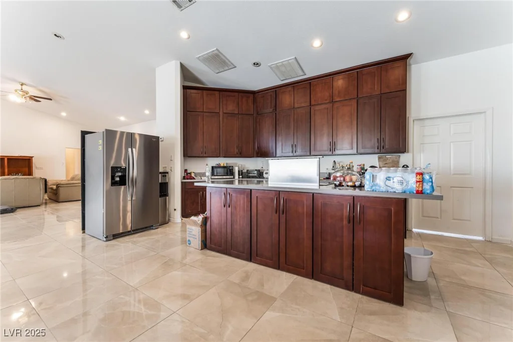 7720 Agate, Las Vegas, NV 89113