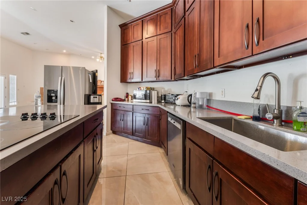 7720 Agate, Las Vegas, NV 89113