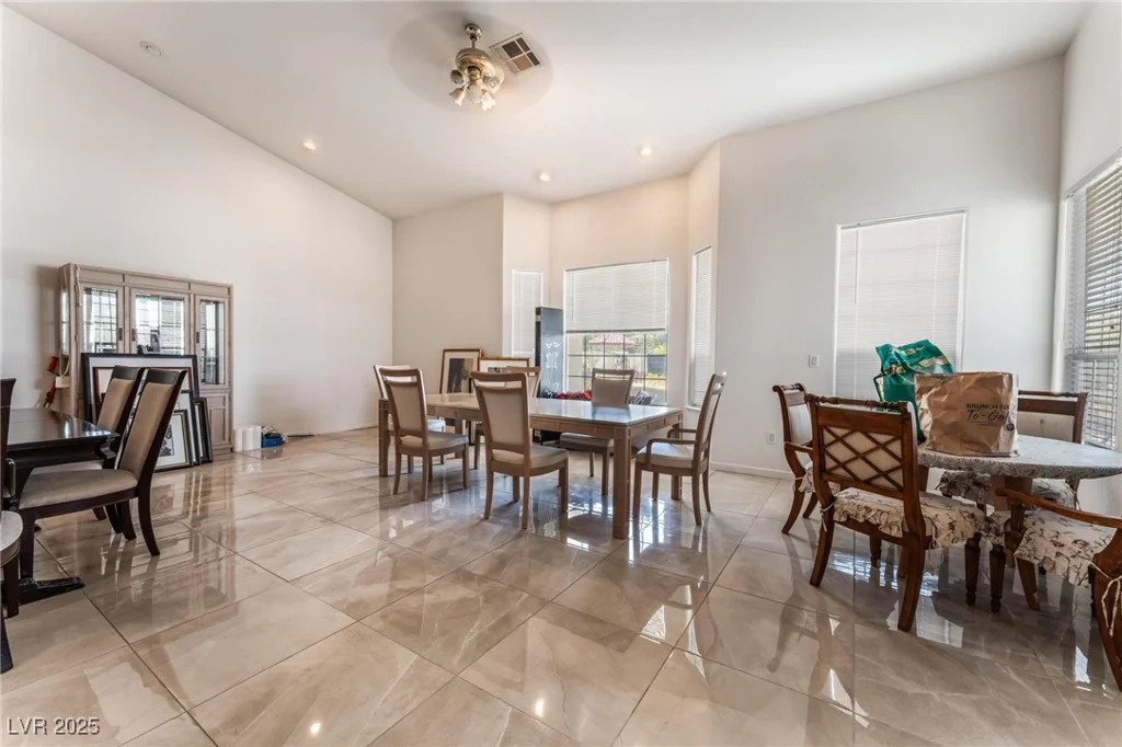 7720 Agate, Las Vegas, NV 89113