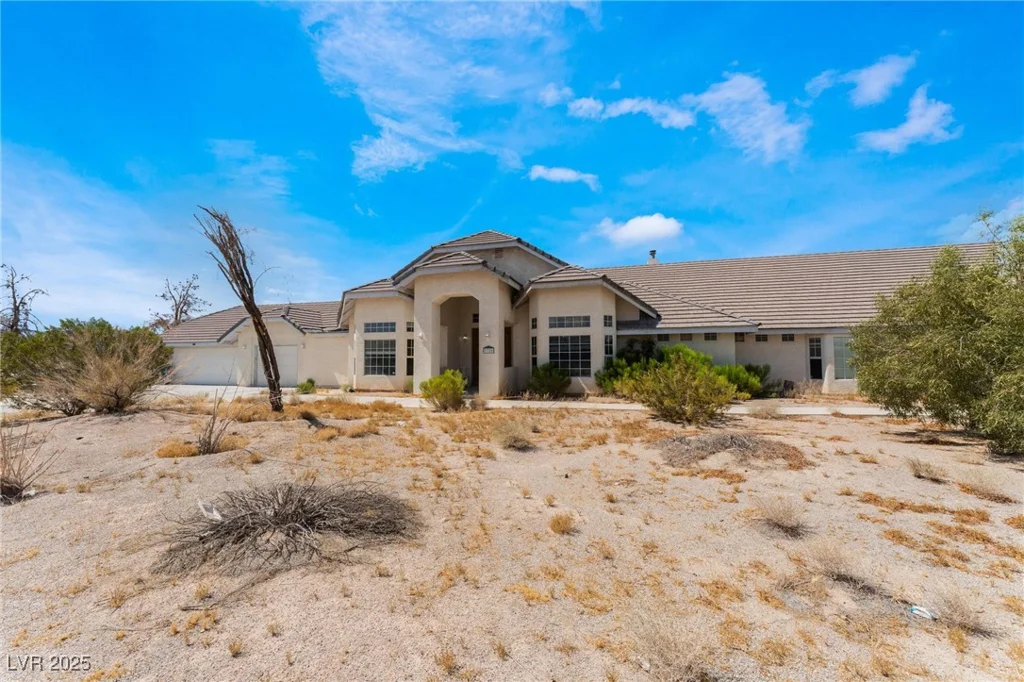 7720 Agate, Las Vegas, NV 89113