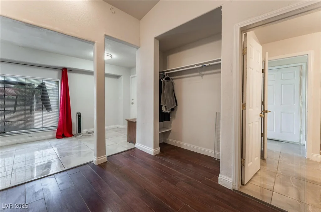 7720 Agate, Las Vegas, NV 89113