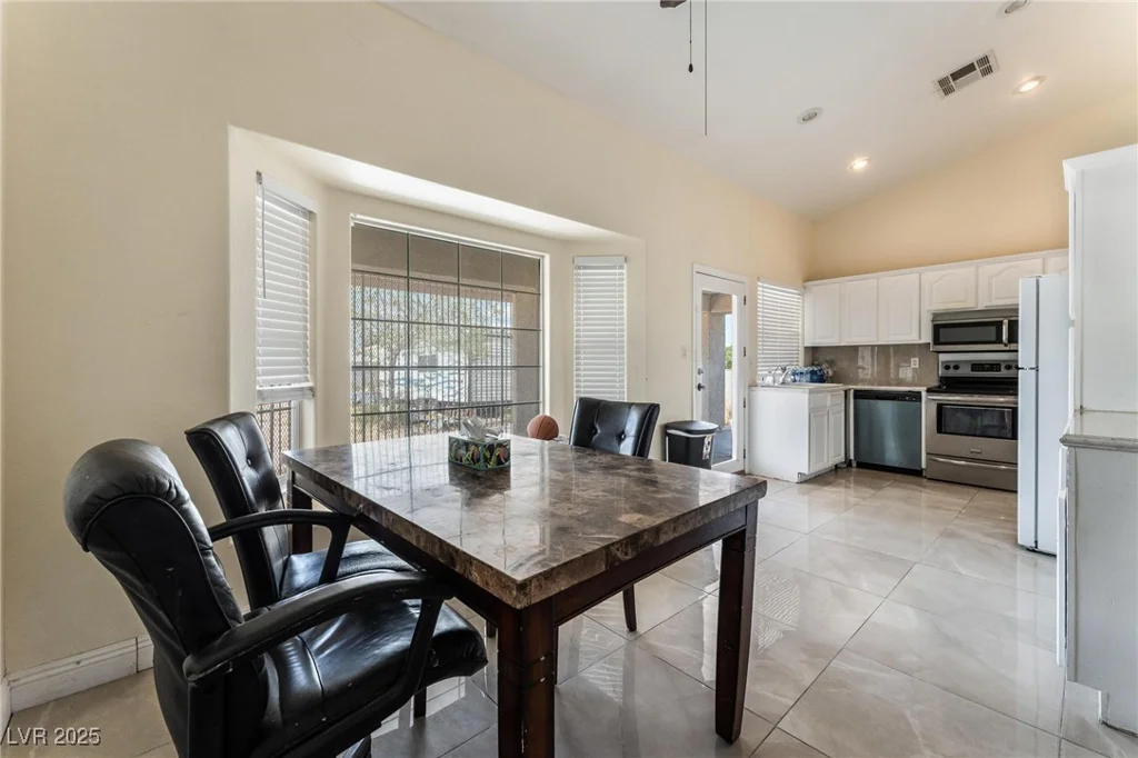 7720 Agate, Las Vegas, NV 89113