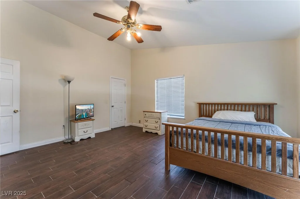7720 Agate, Las Vegas, NV 89113