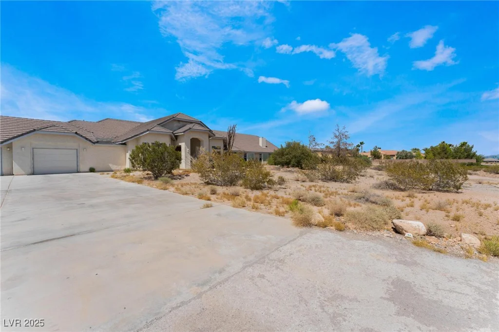 7720 Agate, Las Vegas, NV 89113