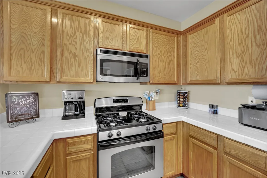 6187 Novelty, Las Vegas, NV 89148