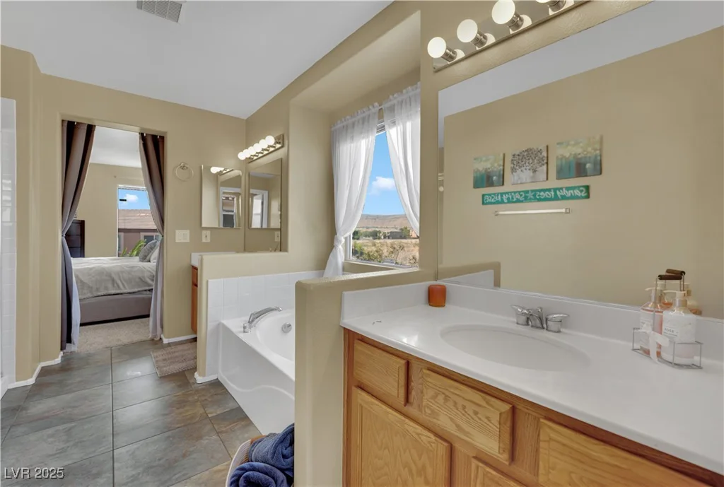 6187 Novelty, Las Vegas, NV 89148
