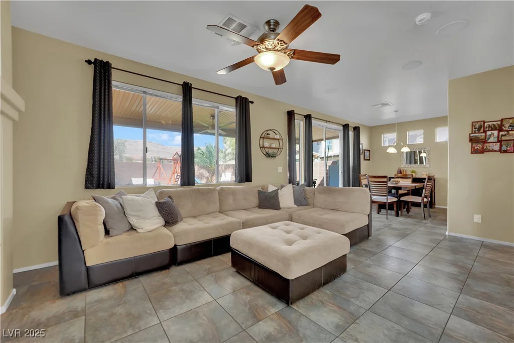 6187 Novelty, Las Vegas, NV 89148