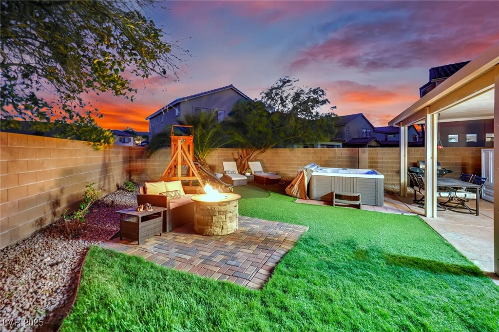 6187 Novelty, Las Vegas, NV 89148
