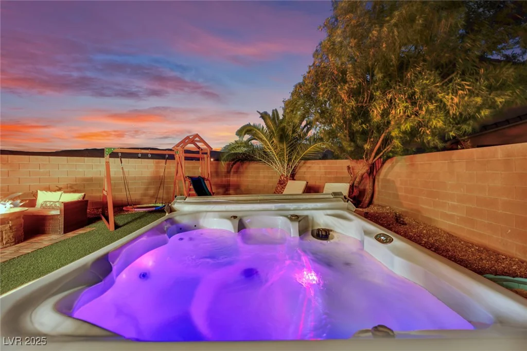 6187 Novelty, Las Vegas, NV 89148