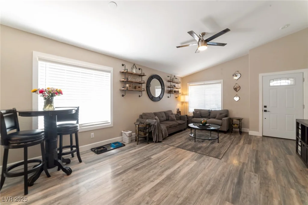 422 Rancho Del Norte, North Las Vegas, NV 89031