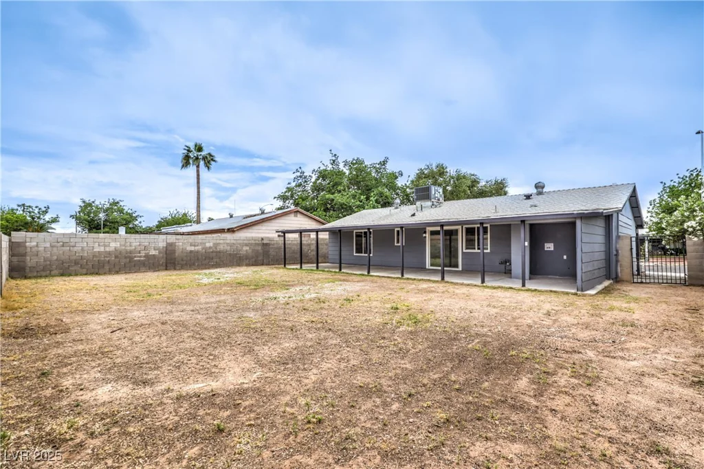 408 Bolsa, Las Vegas, NV 89110