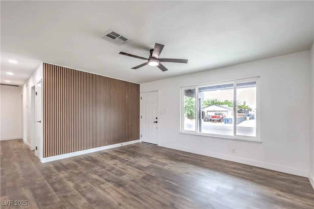 408 Bolsa, Las Vegas, NV 89110