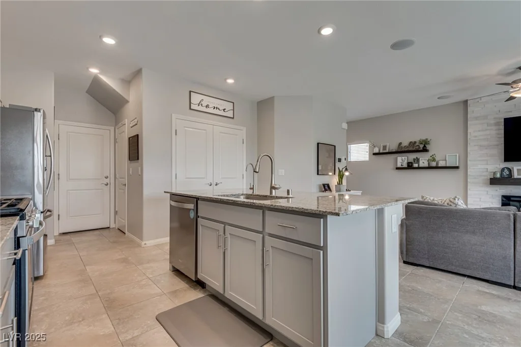 8254 Palladium, Las Vegas, NV 89113