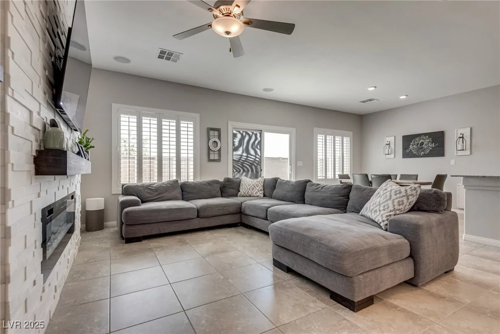 8254 Palladium, Las Vegas, NV 89113