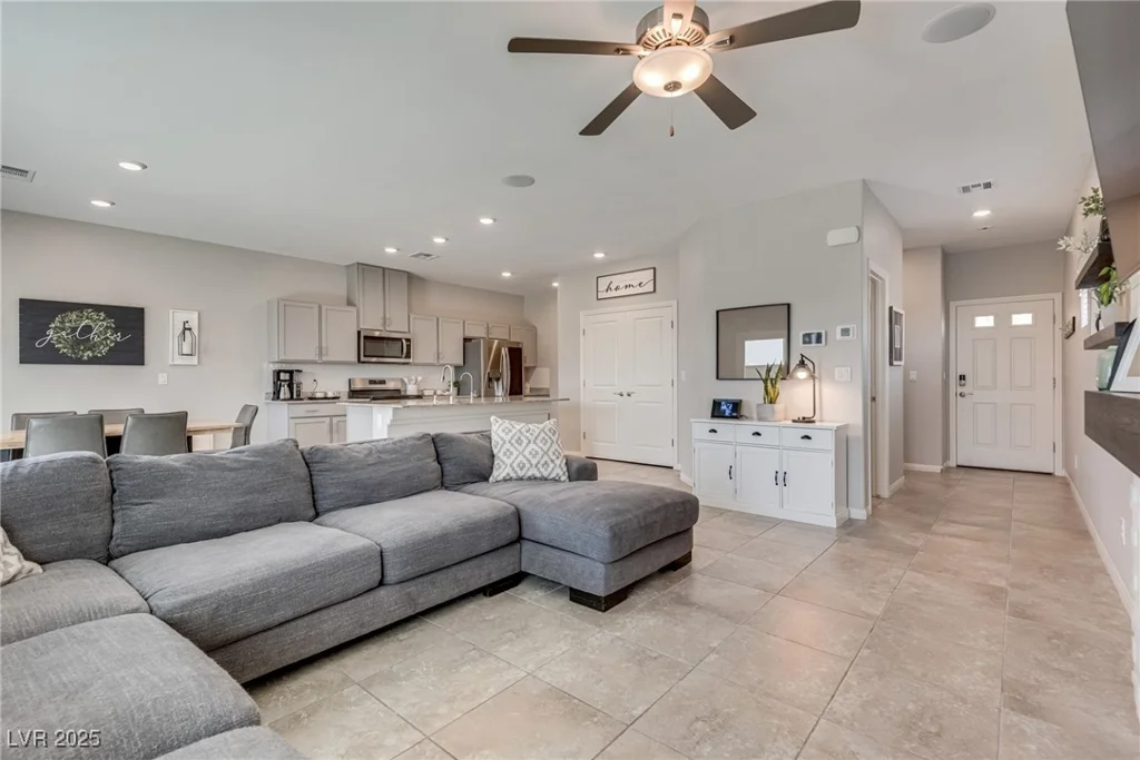 8254 Palladium, Las Vegas, NV 89113
