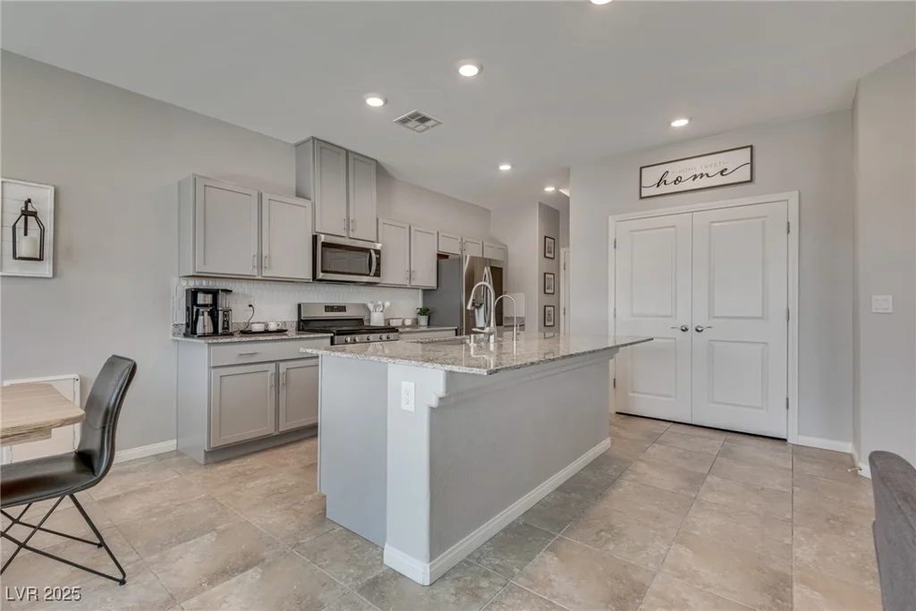 8254 Palladium, Las Vegas, NV 89113
