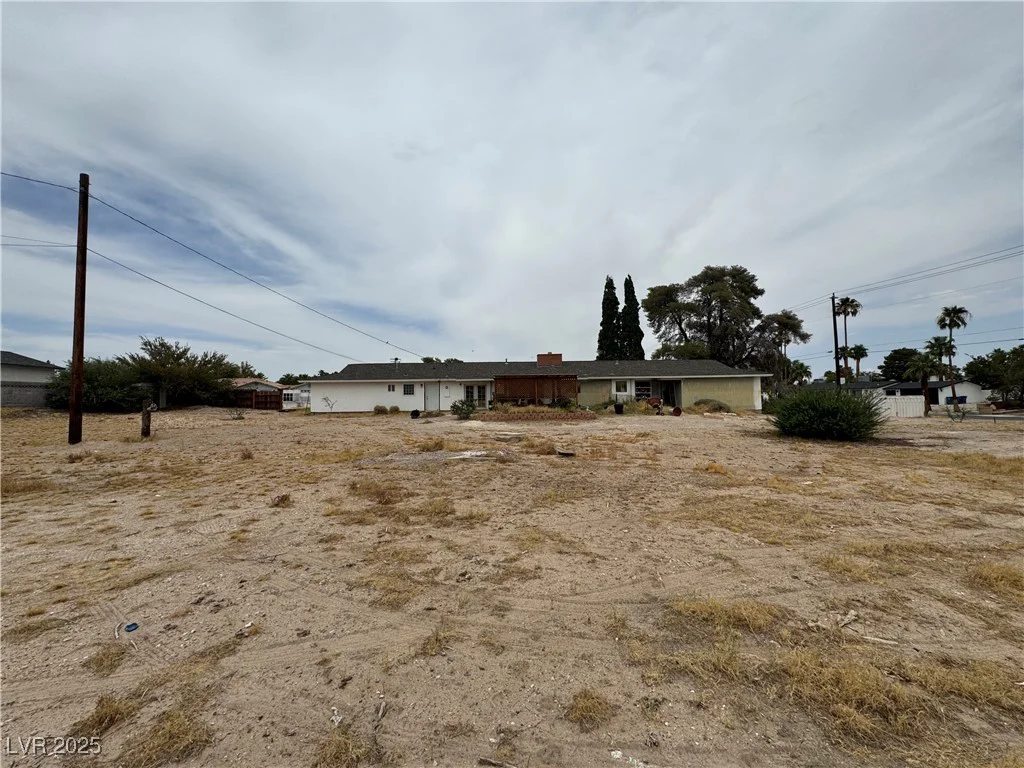 2583 Emerald, Las Vegas, NV 89120