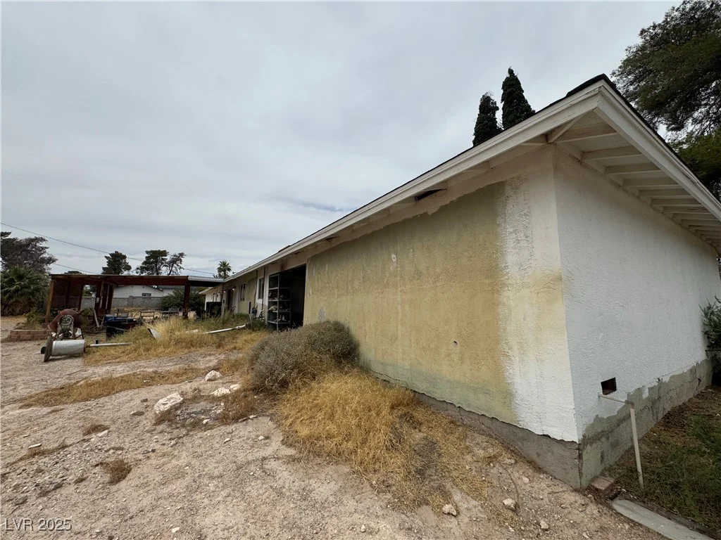 2583 Emerald, Las Vegas, NV 89120