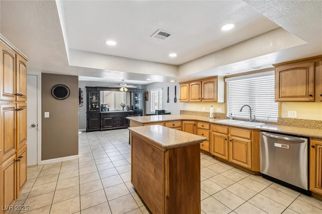 3930 Maranatha, Las Vegas, NV 89103