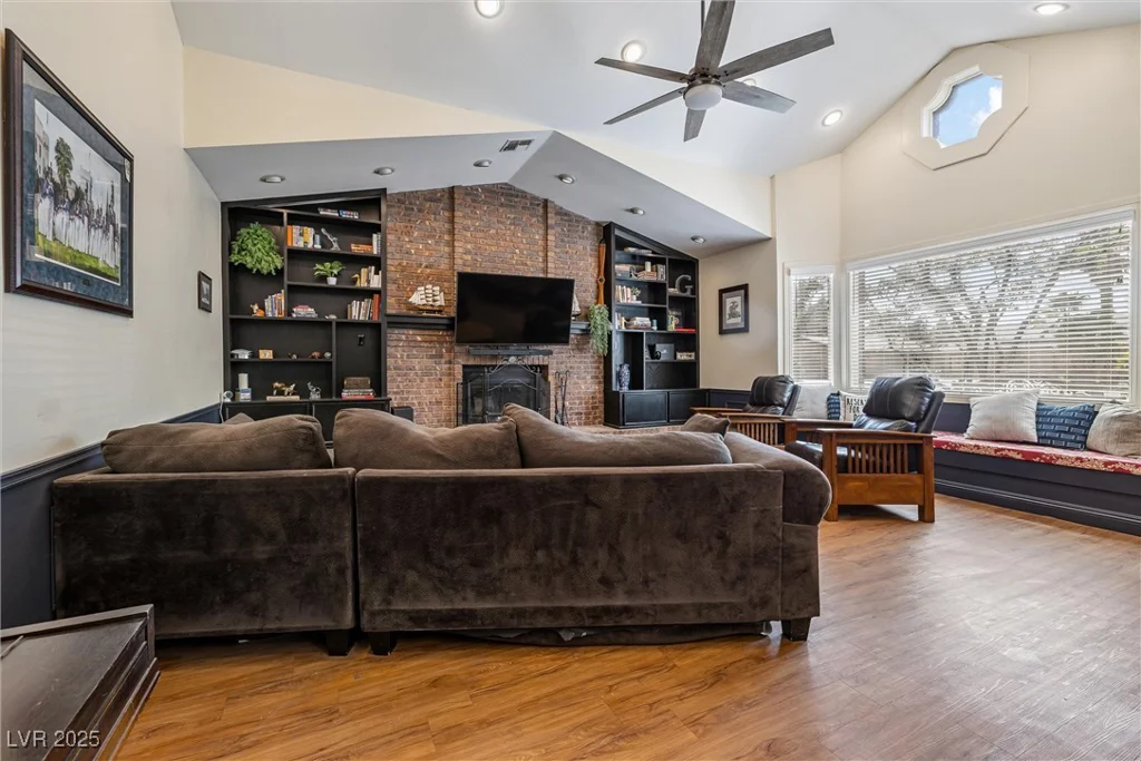 3930 Maranatha, Las Vegas, NV 89103