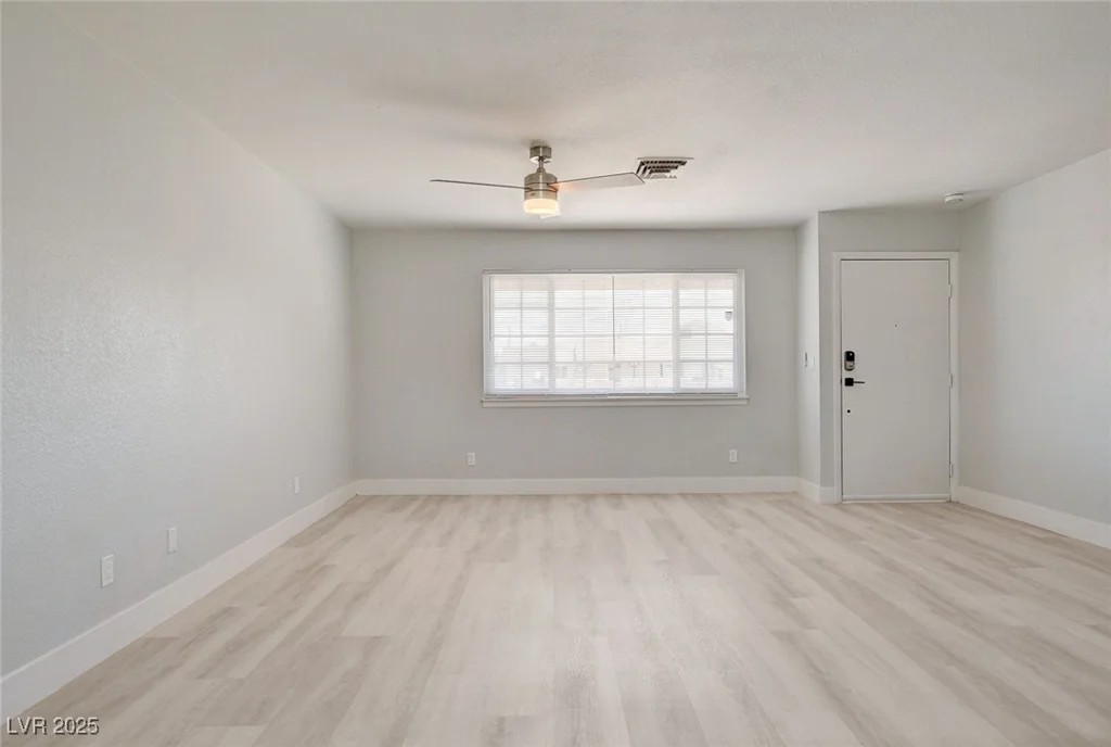 2315 Lincoln, Las Vegas, NV 89115