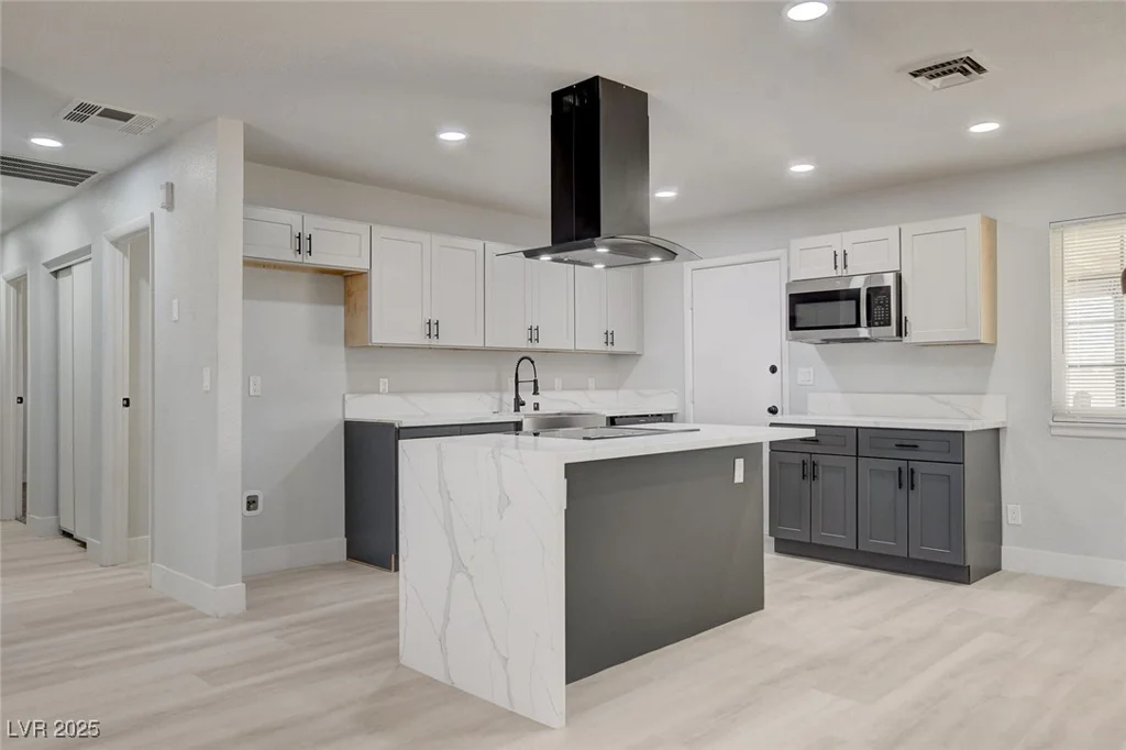 2315 Lincoln, Las Vegas, NV 89115