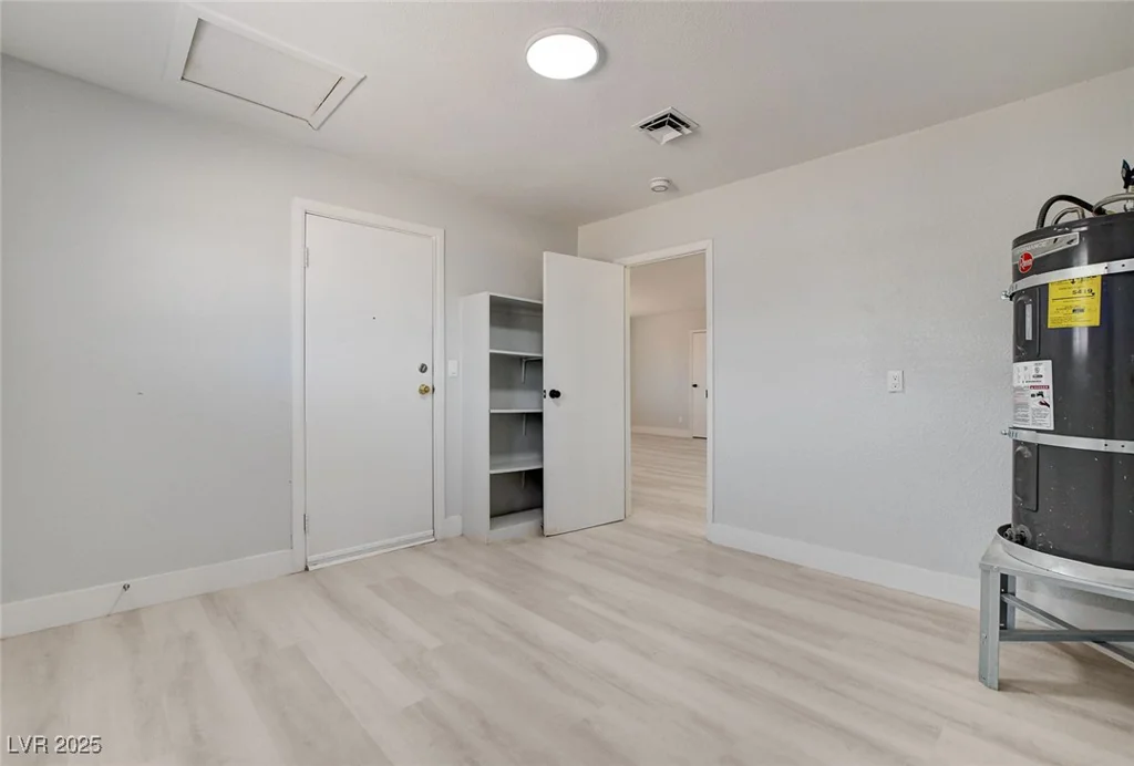 2315 Lincoln, Las Vegas, NV 89115