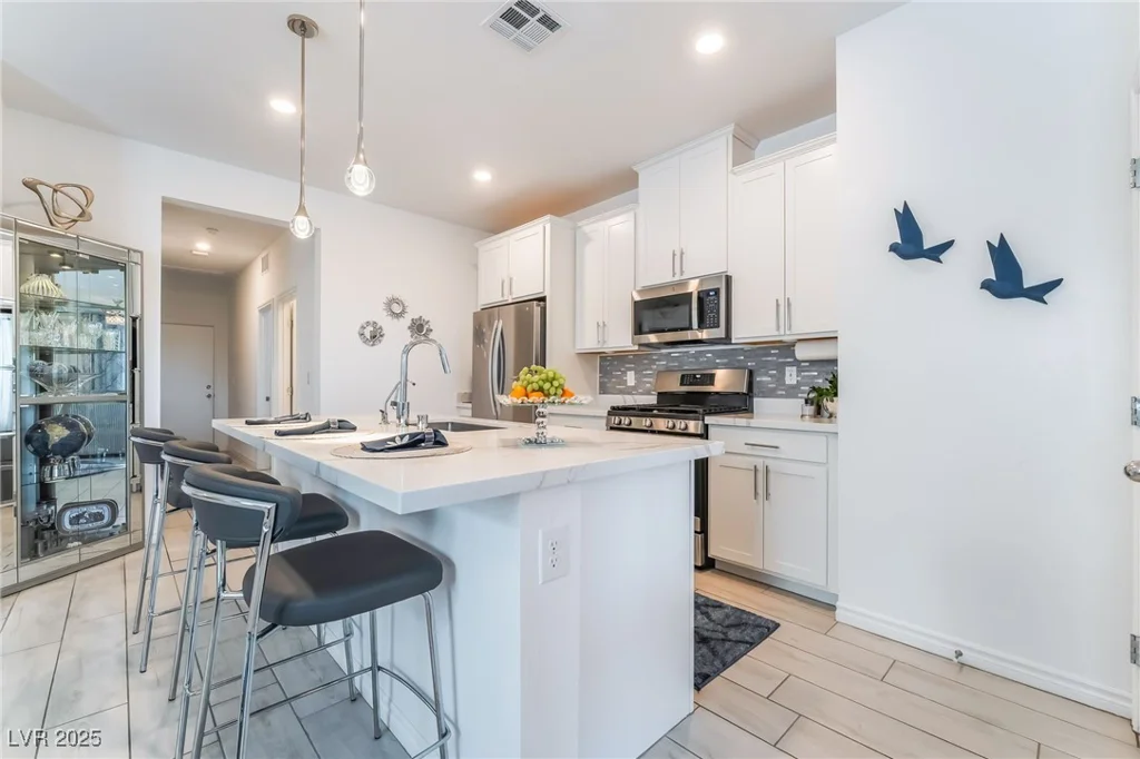 3782 Neblina, Henderson, NV 89052