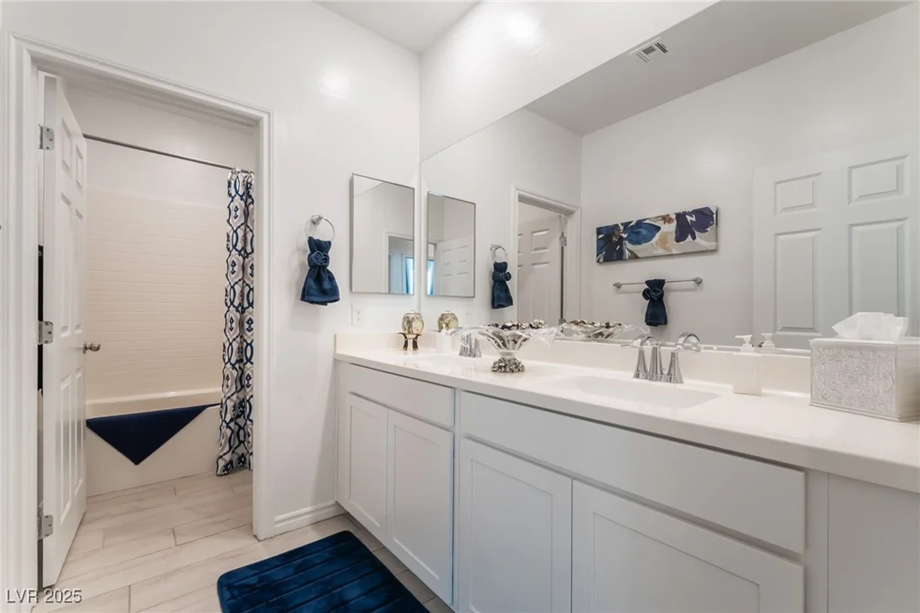 3782 Neblina, Henderson, NV 89052