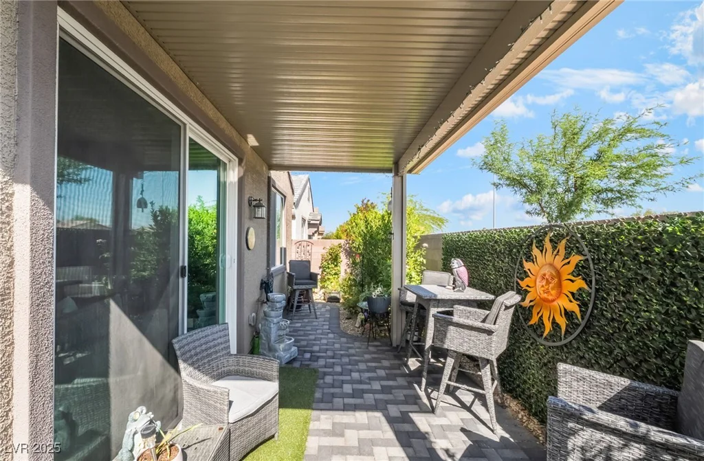 3782 Neblina, Henderson, NV 89052