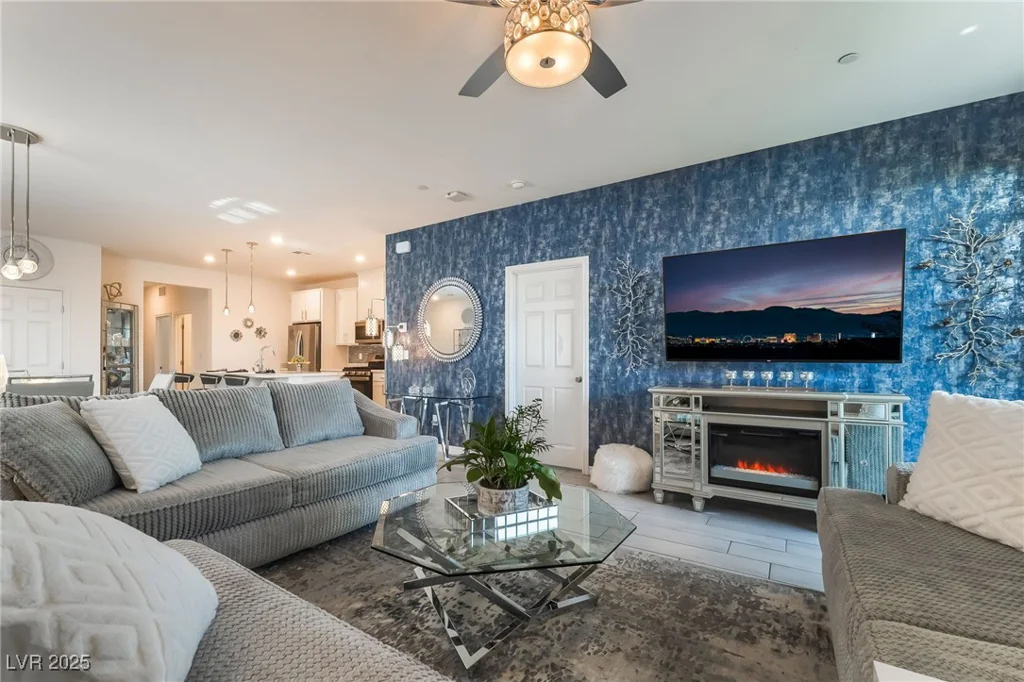 3782 Neblina, Henderson, NV 89052
