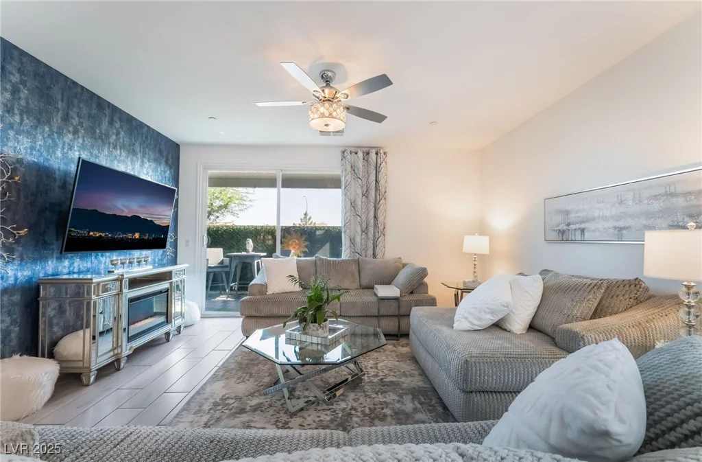 3782 Neblina, Henderson, NV 89052