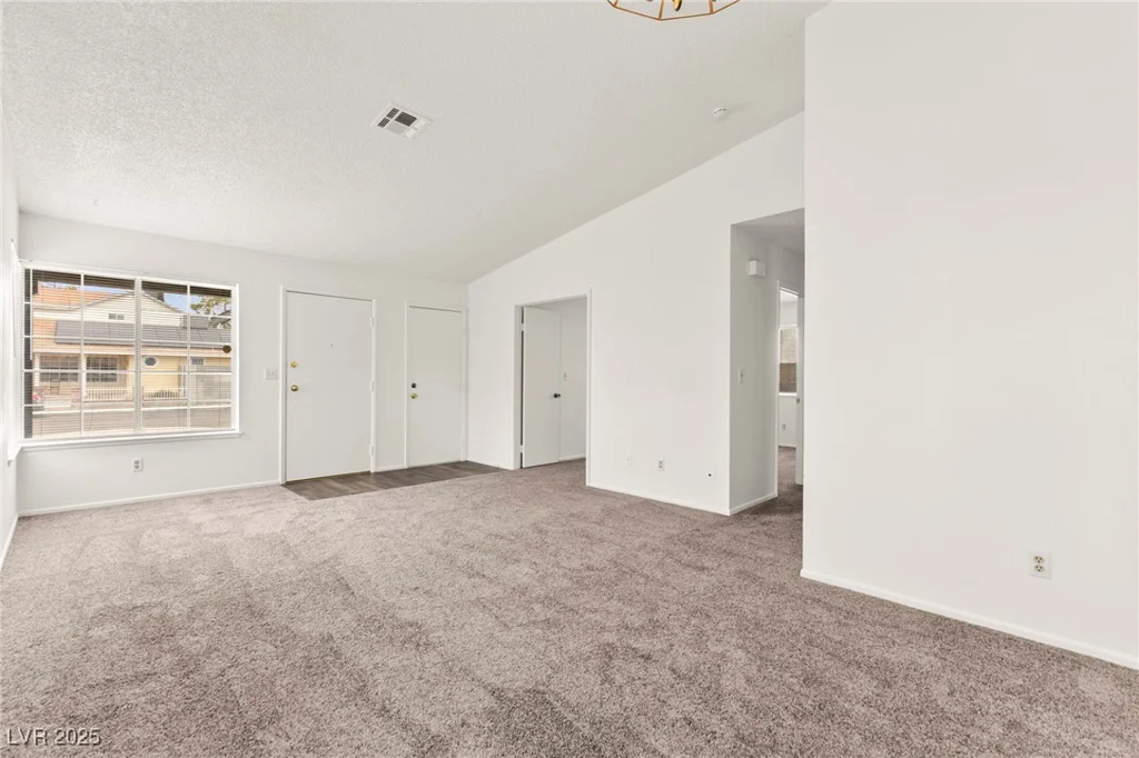 1405 Wintergreen, Las Vegas, NV 89128
