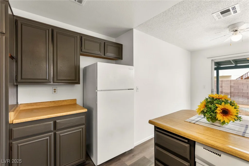 1405 Wintergreen, Las Vegas, NV 89128
