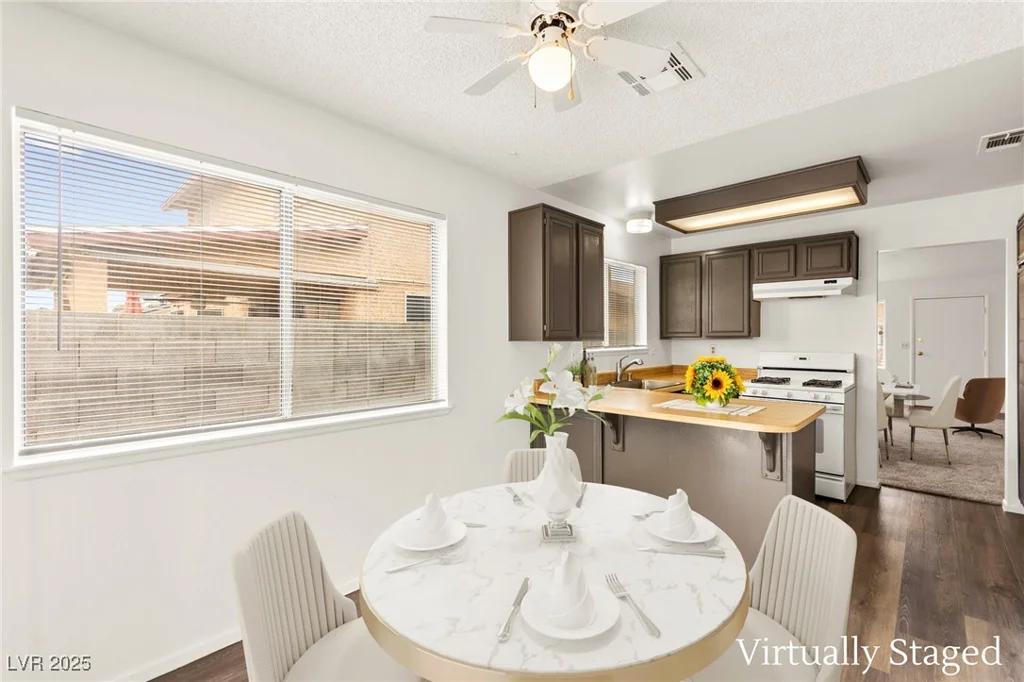 1405 Wintergreen, Las Vegas, NV 89128
