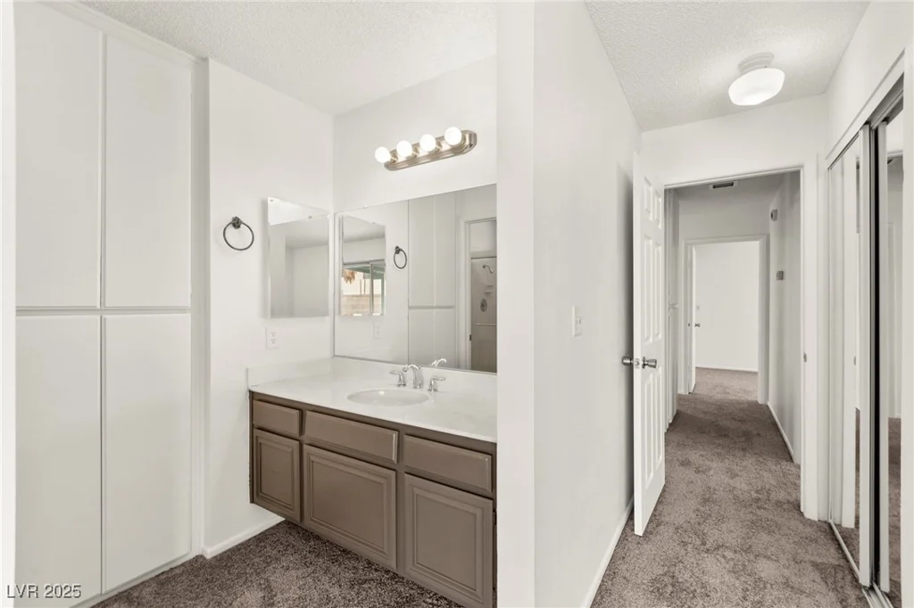 1405 Wintergreen, Las Vegas, NV 89128