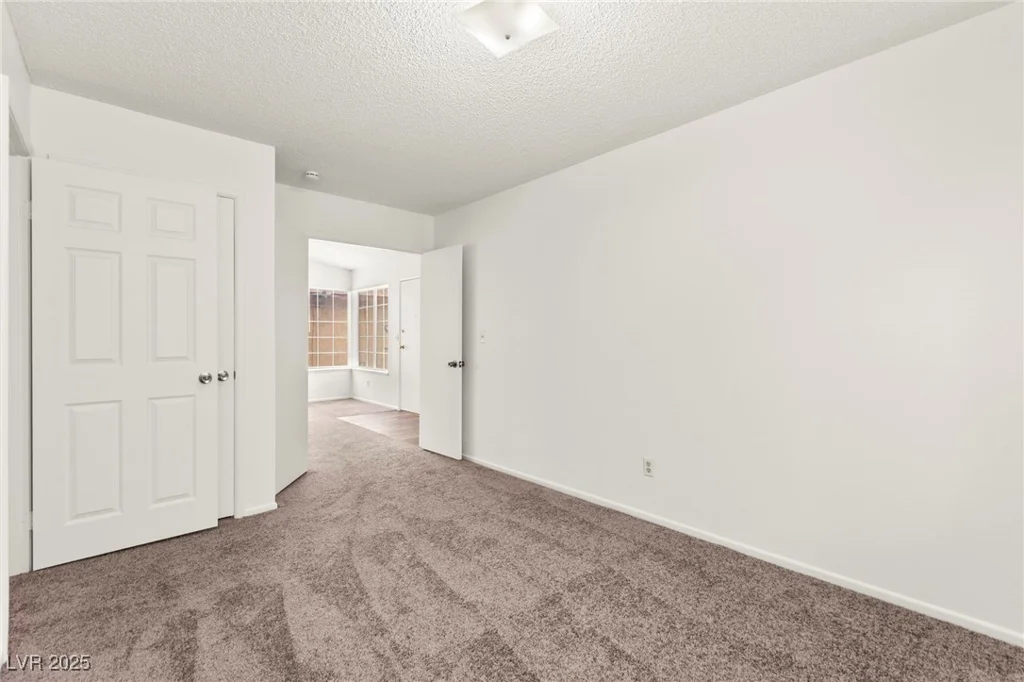 1405 Wintergreen, Las Vegas, NV 89128