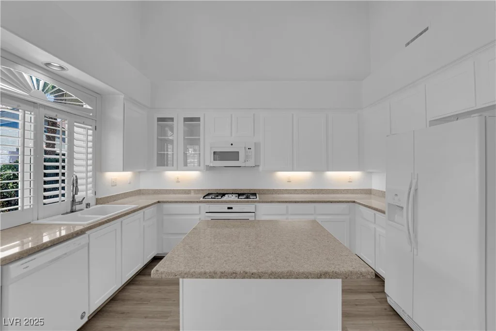 9500 Catalina Cove, Las Vegas, NV 89147