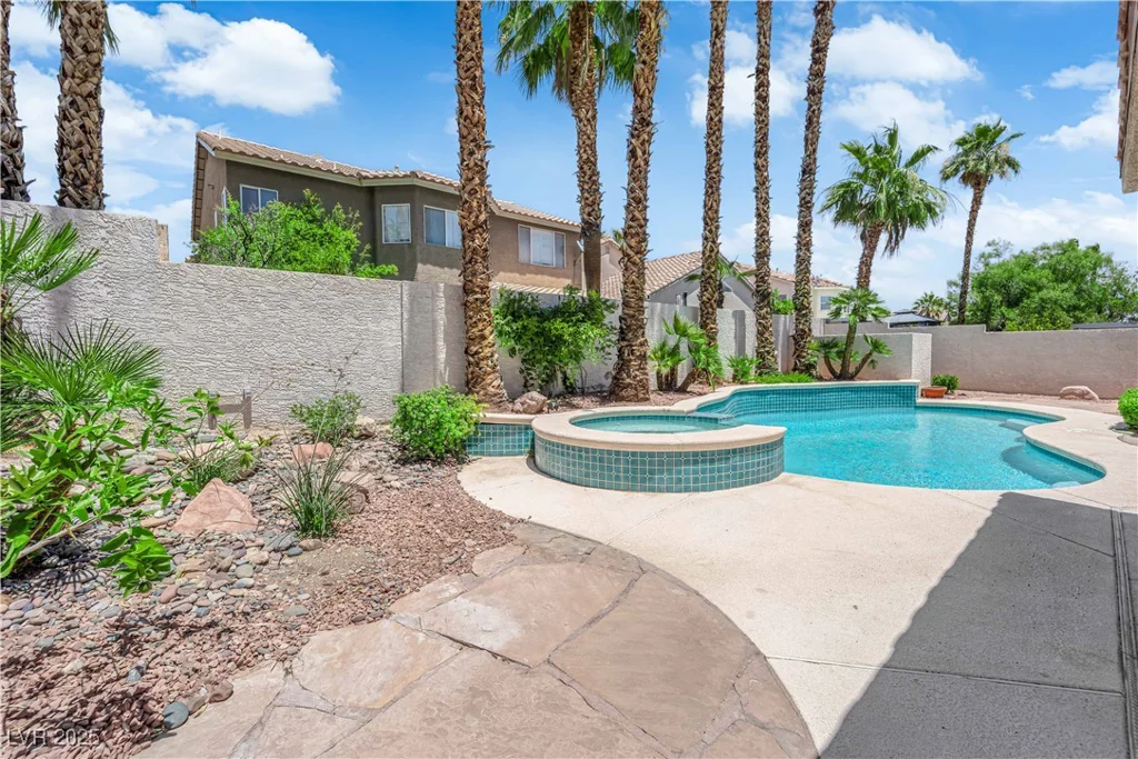9500 Catalina Cove, Las Vegas, NV 89147