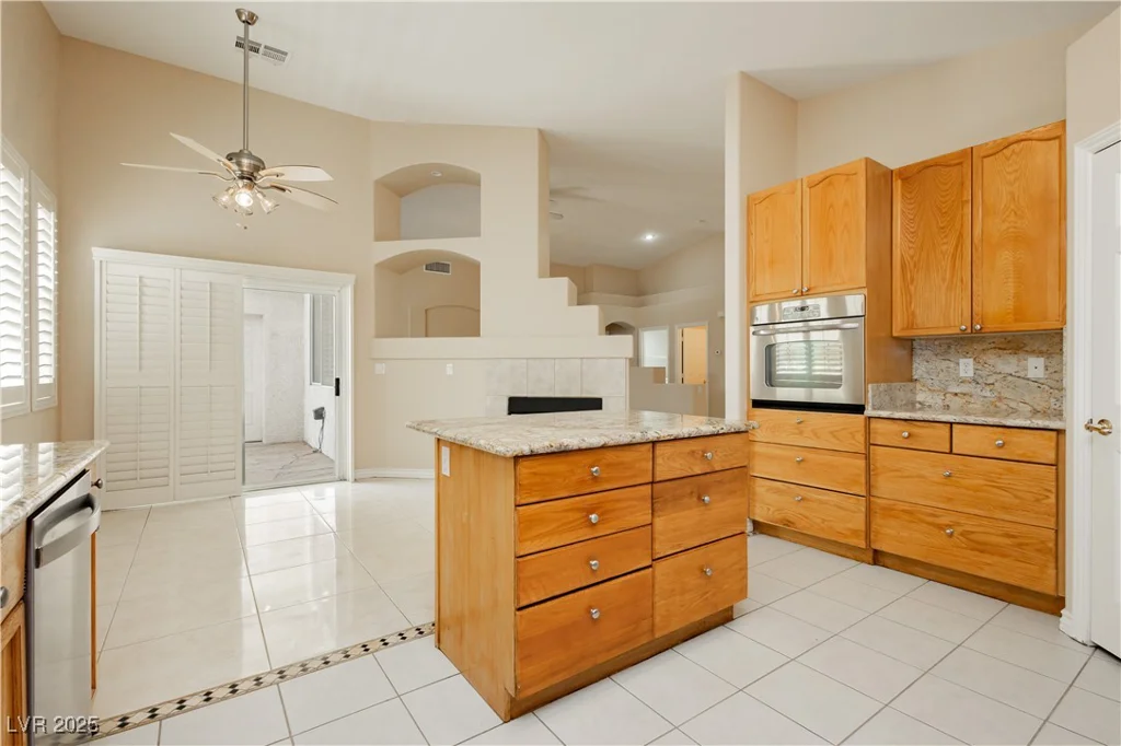 1311 Rolling Sunset, Henderson, NV 89052