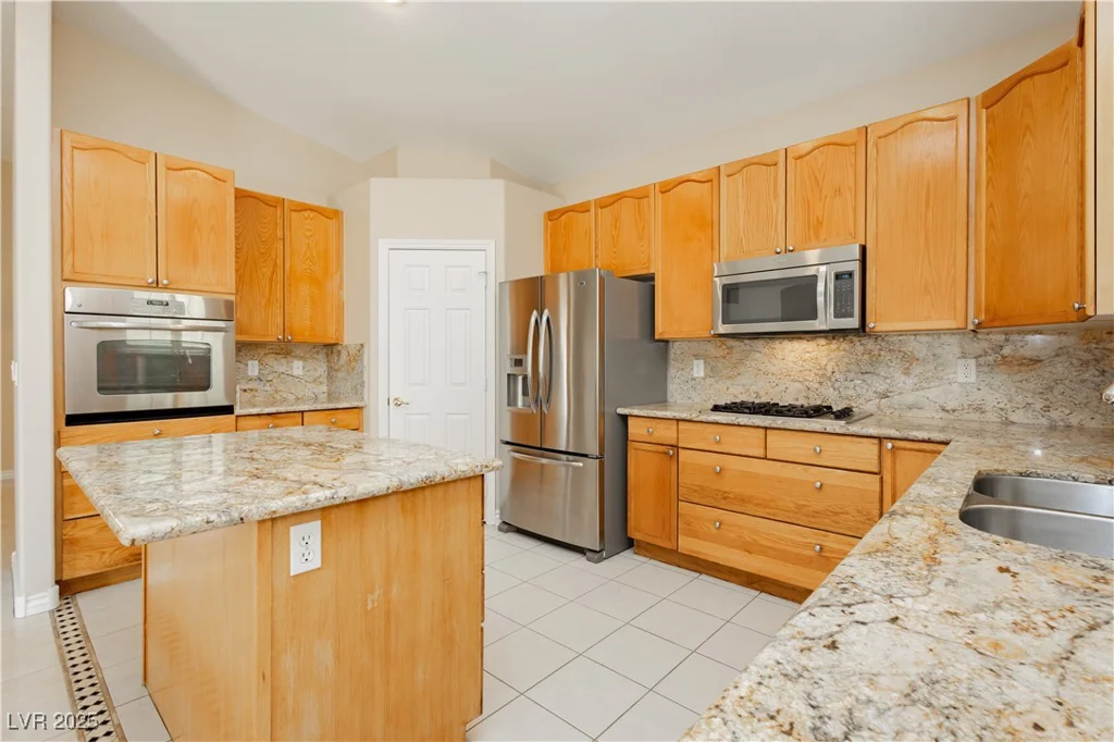1311 Rolling Sunset, Henderson, NV 89052